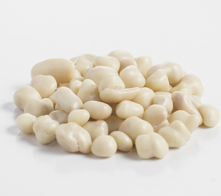 WHITE CHOCOLATE DICED PEANUTS